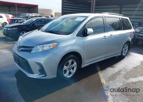 2020 Toyota Sienna Le из США, поврежденный, VIN 5TDKZ3DC0LS052900
